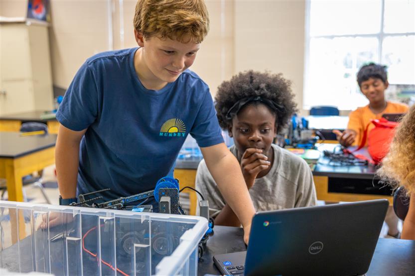 Sunset Middle students build robots